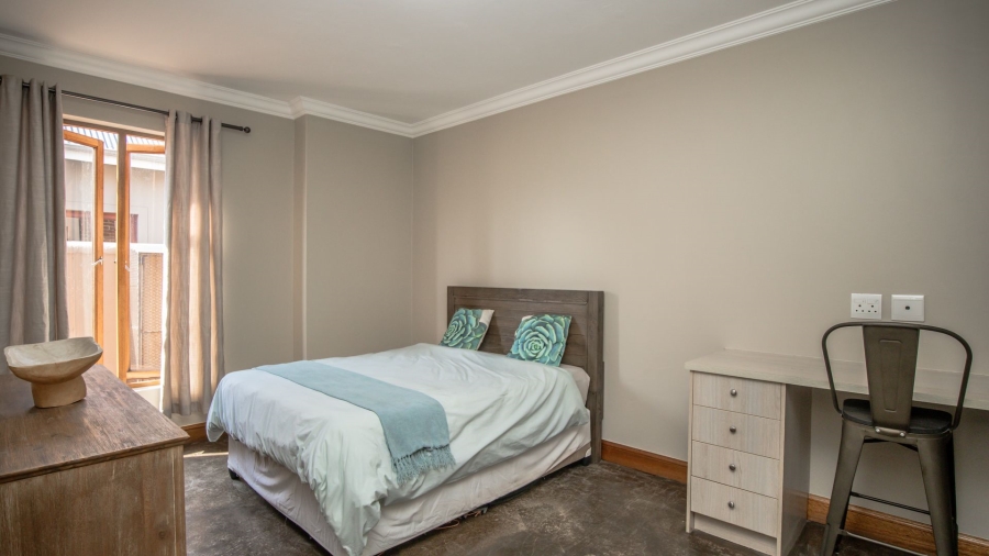 4 Bedroom Property for Sale in The Coves North West